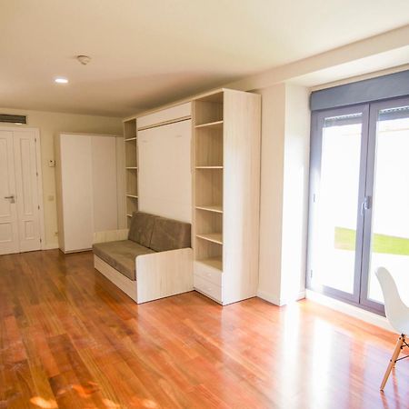 Apartamentos Plaza De Santiago - Estudios Turisticos - 1 Llave Pinto Eksteriør billede