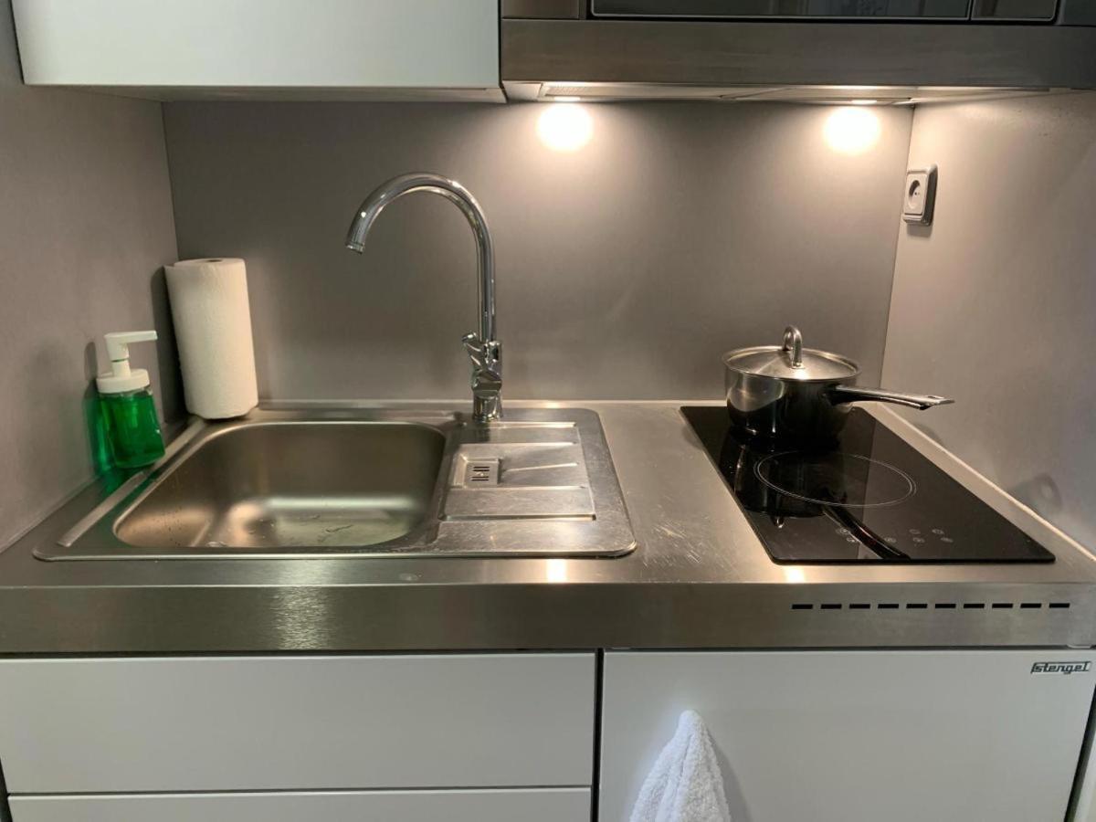 Apartamentos Plaza De Santiago - Estudios Turisticos - 1 Llave Pinto Eksteriør billede