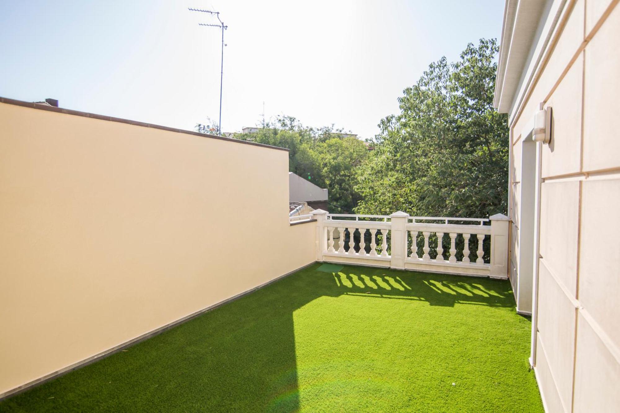 Apartamentos Plaza De Santiago - Estudios Turisticos - 1 Llave Pinto Eksteriør billede