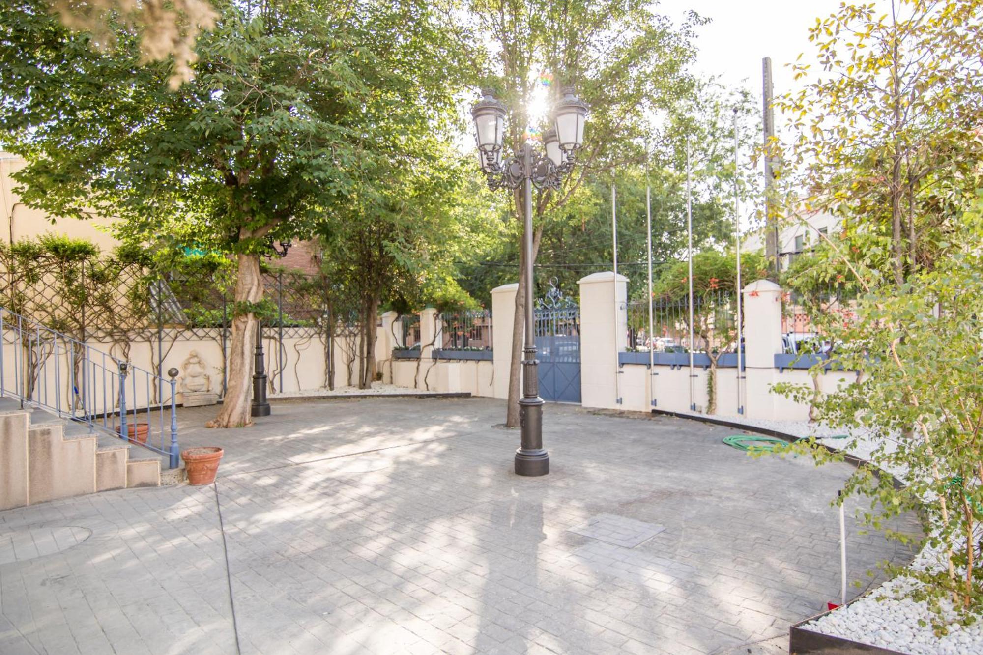 Apartamentos Plaza De Santiago - Estudios Turisticos - 1 Llave Pinto Eksteriør billede